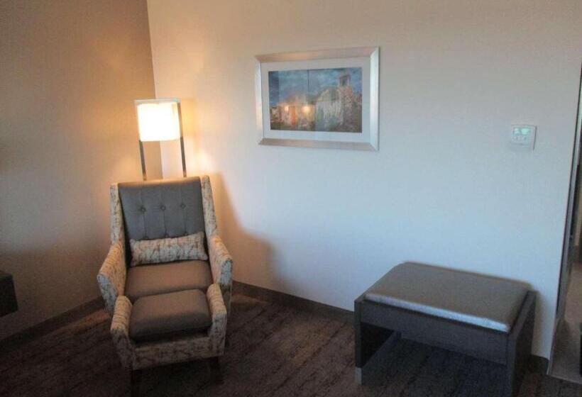 غرفة قياسية, Best Western Plus Roland Inn & Suites