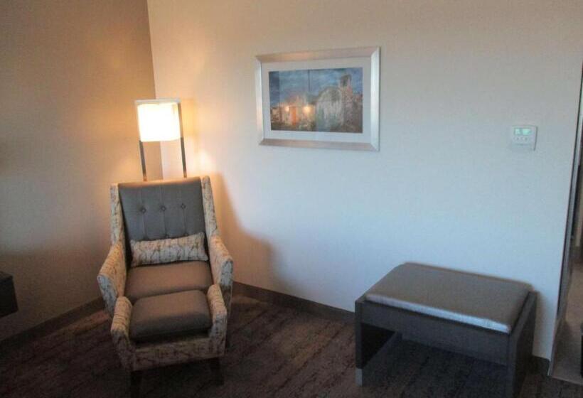 غرفة قياسية, Best Western Plus Roland Inn & Suites