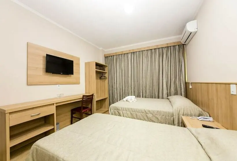 Deluxe Kolmen Hengen Huone, Dan Inn Campos Do Jordao