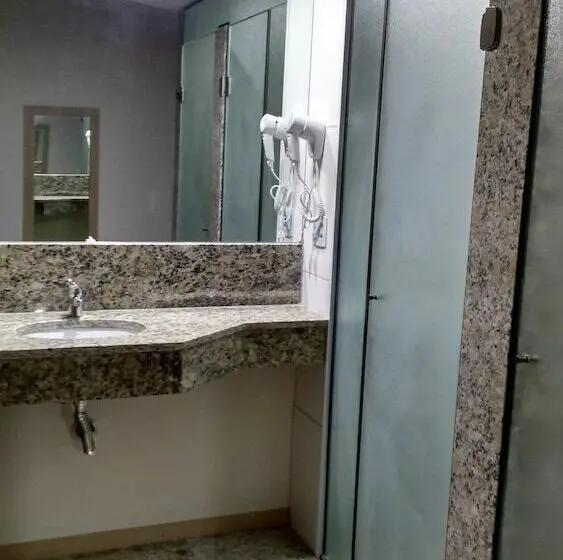 Deluxe Kolmen Hengen Huone, Dan Inn Campos Do Jordao