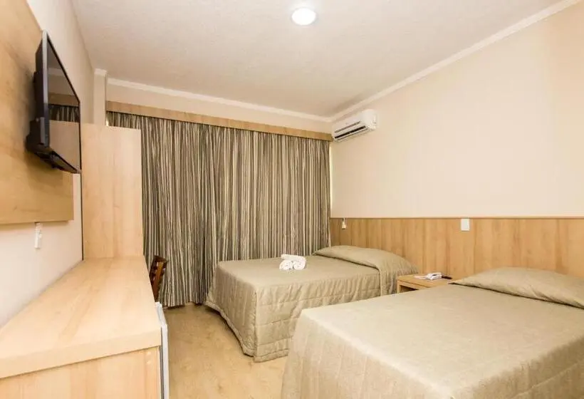 Deluxe Kolmen Hengen Huone, Dan Inn Campos Do Jordao