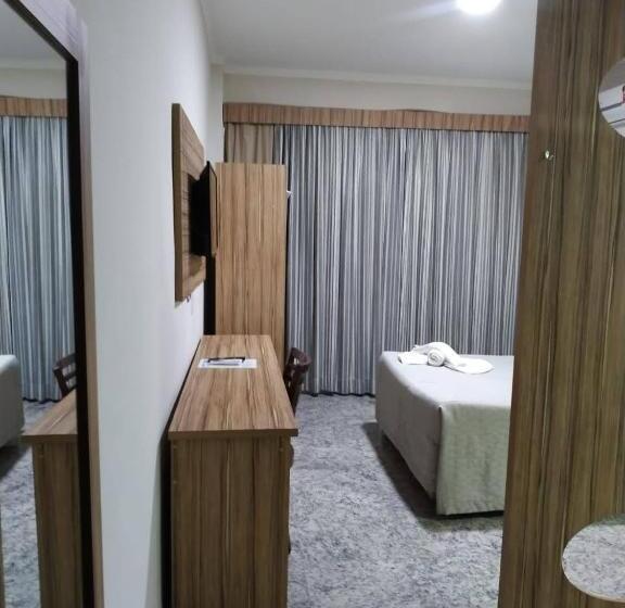 اتاق لوکس, Dan Inn Campos Do Jordao