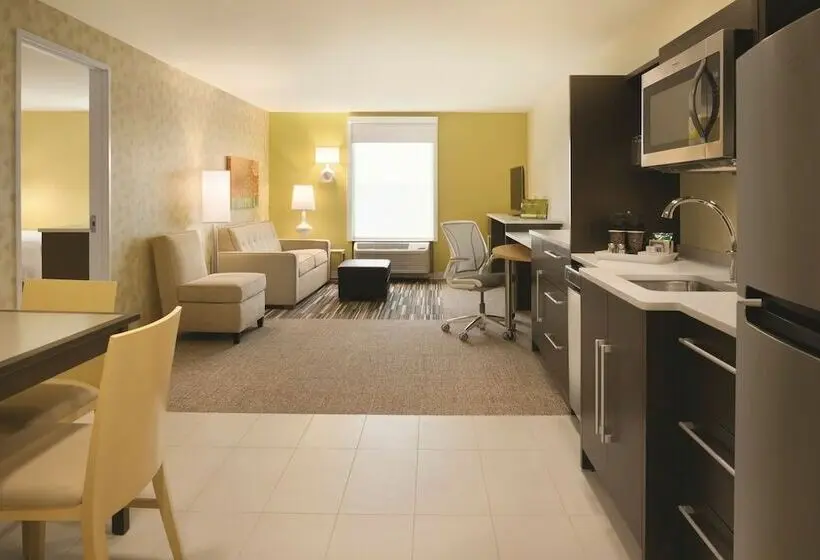 スイート, Home2 Suites Iowa City Coralville
