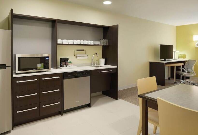 جناح لذوى الاحتياجات الخاصة, Home2 Suites Iowa City Coralville