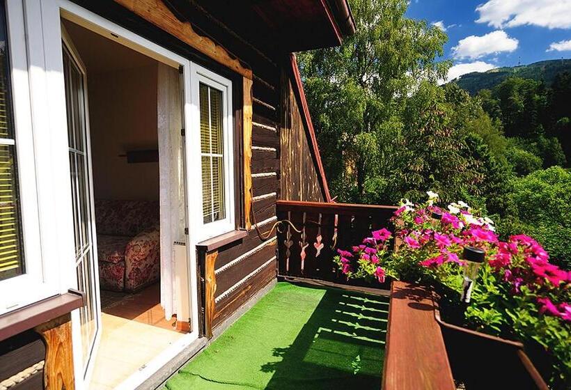 استودیوی لوکس, Marsjanka