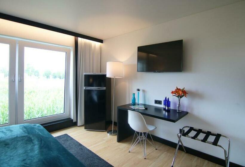 Номер Deluxe, Ai Hotel By Wmm Hotels