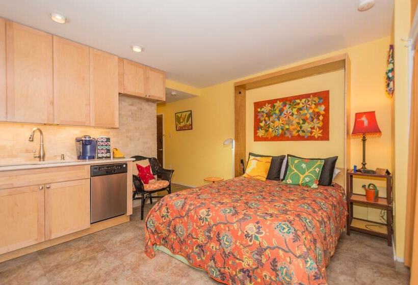 스탠다드 스튜디오 더블 침대, Ann Arbor Bed And Breakfast