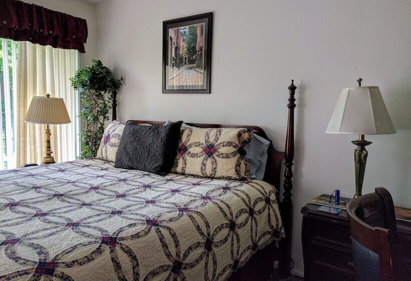 Студия Стандарт Двуспальная Кровать, Ann Arbor Bed And Breakfast