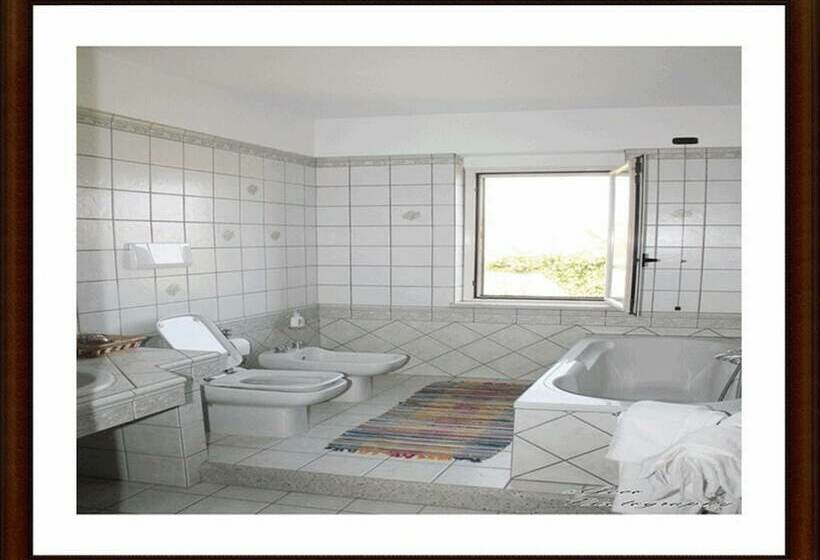 اتاق استاندارد, Torre Ancinale