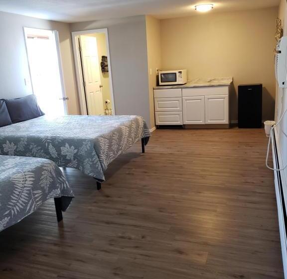 غرفة ديلوكس, Golden Arrow Motel