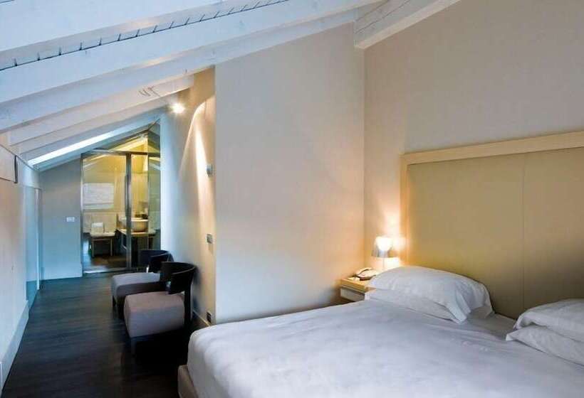 Полулюкс, Active