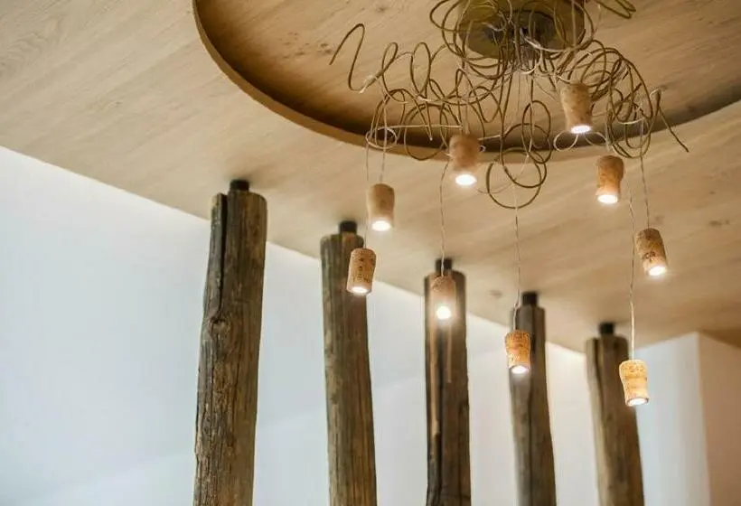 Deluxe-huone, Goldene Traube