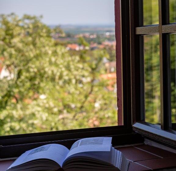 Junior Suite Garden View, Zum Burggraf