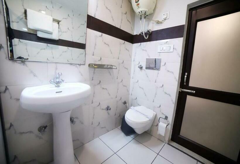 Номер Стандарт, Shagun Residency