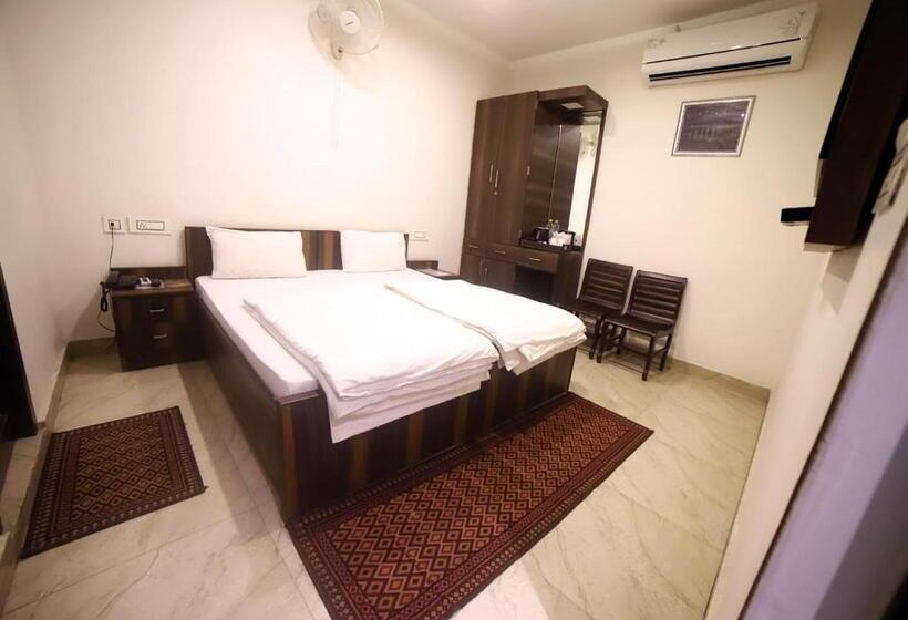 Номер Deluxe, Shagun Residency