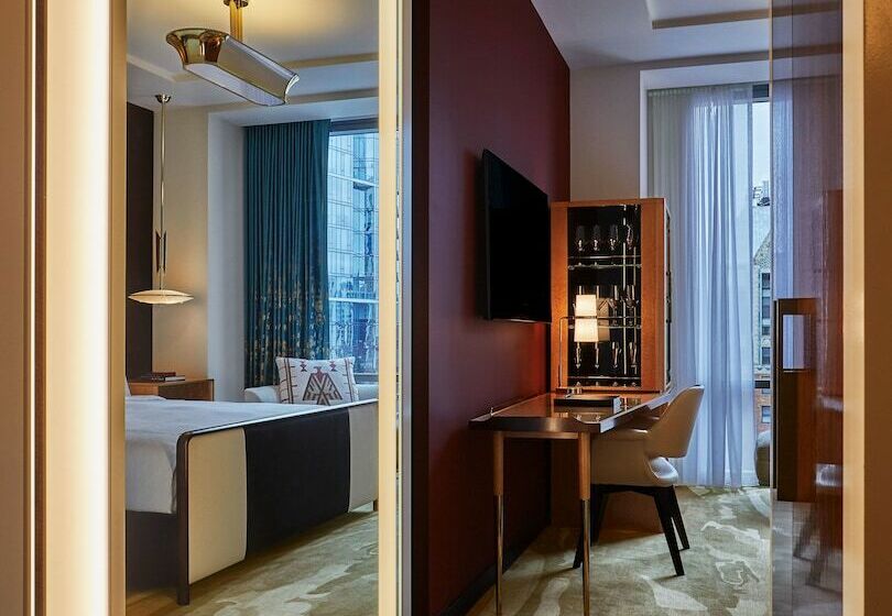 اتاق دلوکس مخصوص معلولین, Viceroy Chicago