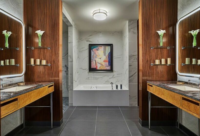 חדר פנטהאוז, Viceroy Chicago