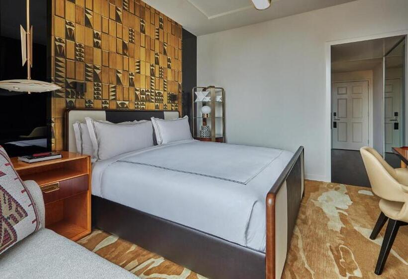 اتاق دلوکس مخصوص معلولین, Viceroy Chicago