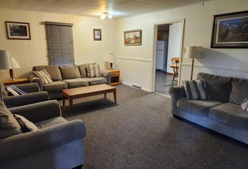 Номер Стандарт Трехместный, Montauk Lodge
