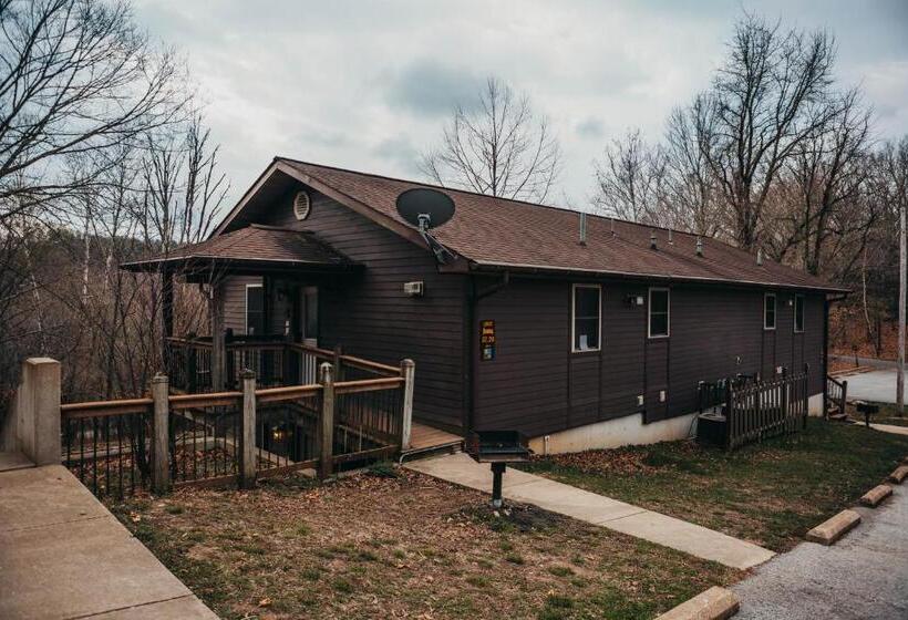 غرفة بريميوم رباعية, Montauk Lodge