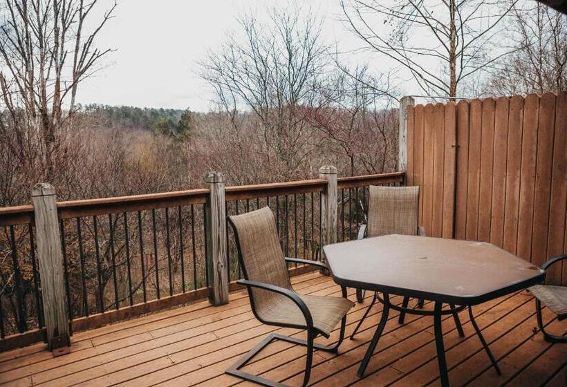 غرفة بريميوم رباعية, Montauk Lodge