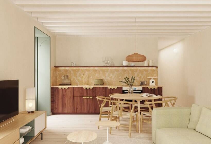 آپارتمان سوپریور 1 خوابه, The Verse