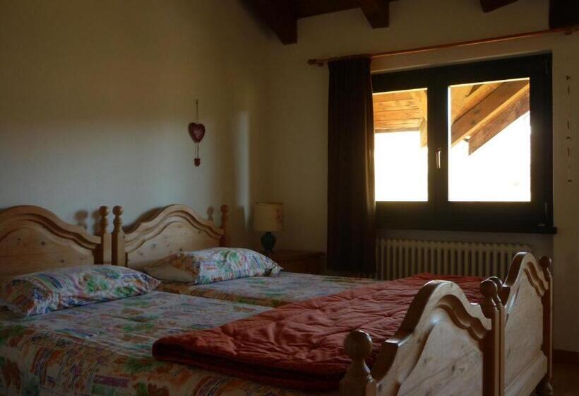 חדר סטנדרט עם מרפסת, La Capannina