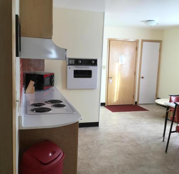 침실 1개 발코니 아파트, Cedars Motel