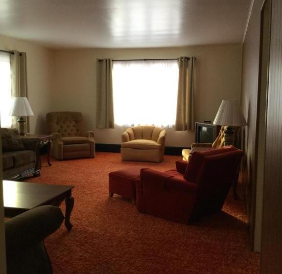 带1个卧室的带阳台的公寓, Cedars Motel