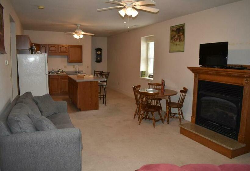 总统套房, Hermann Crown Suites