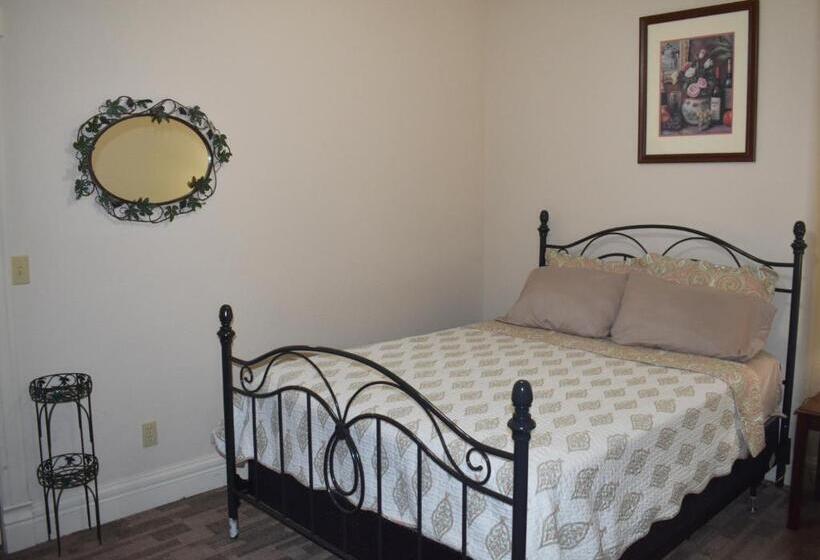 主人套房, Hermann Crown Suites