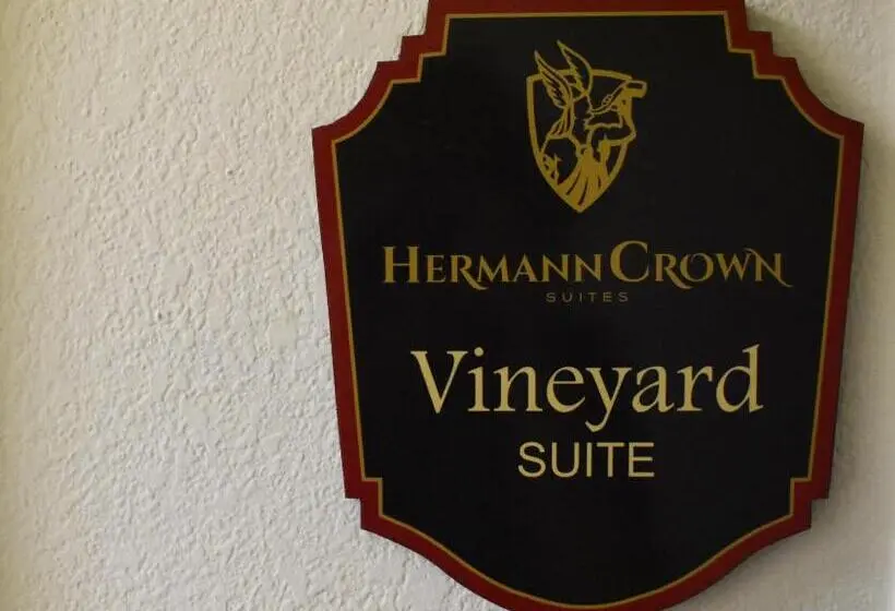 マスタースイートルーム, Hermann Crown Suites