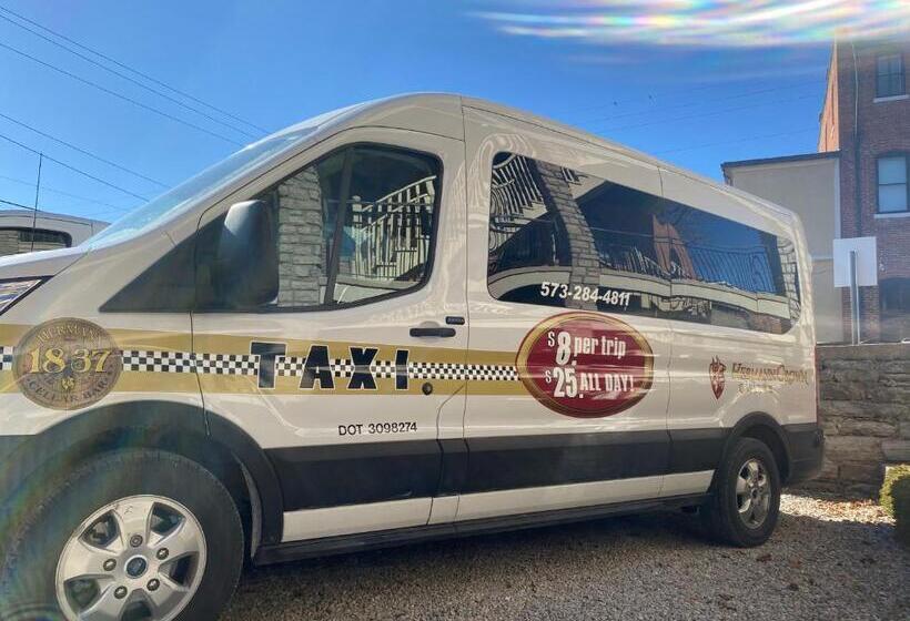 套房, Hermann Crown Suites