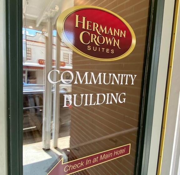 带大床的套房, Hermann Crown Suites