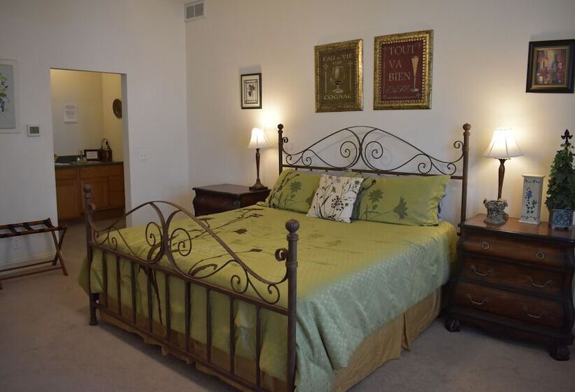 标准间, Hermann Crown Suites