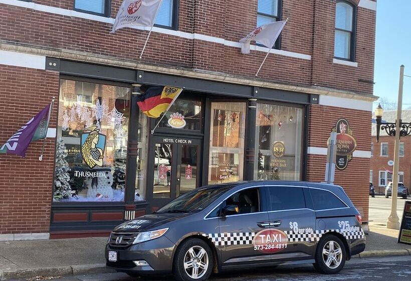 套房, Hermann Crown Suites