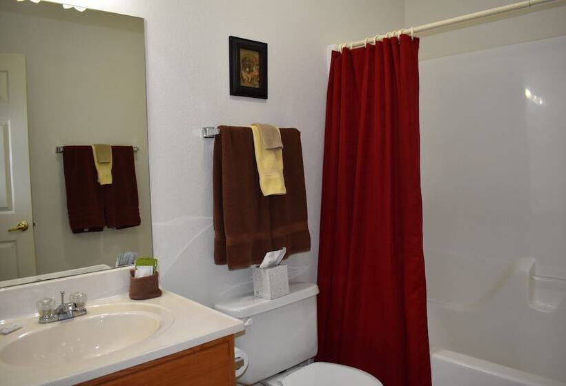 标准间, Hermann Crown Suites