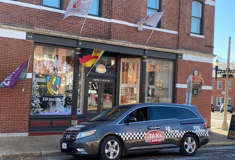 套房, Hermann Crown Suites