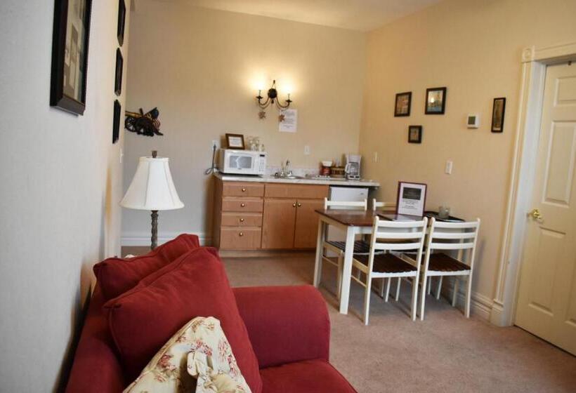 套房, Hermann Crown Suites