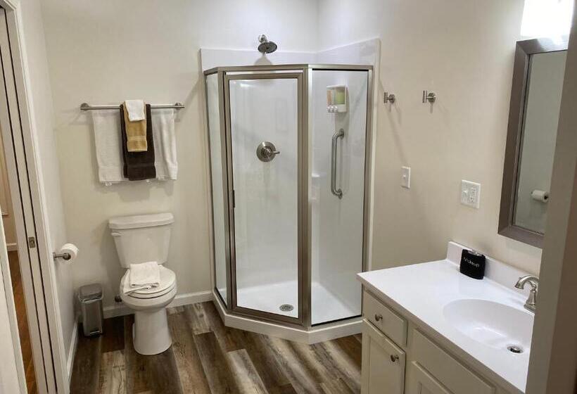 标准间, Hermann Crown Suites