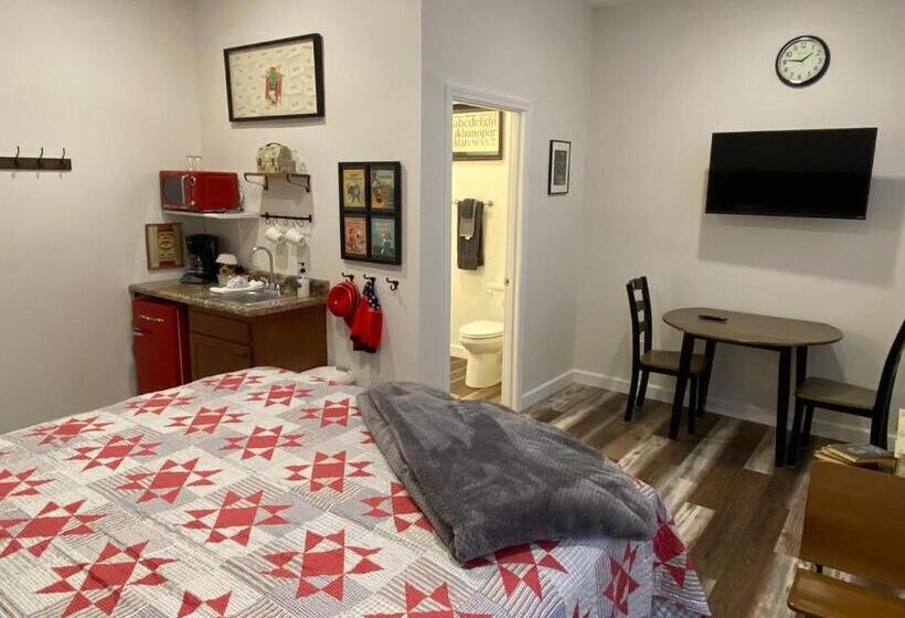 带大床的套房, Hermann Crown Suites