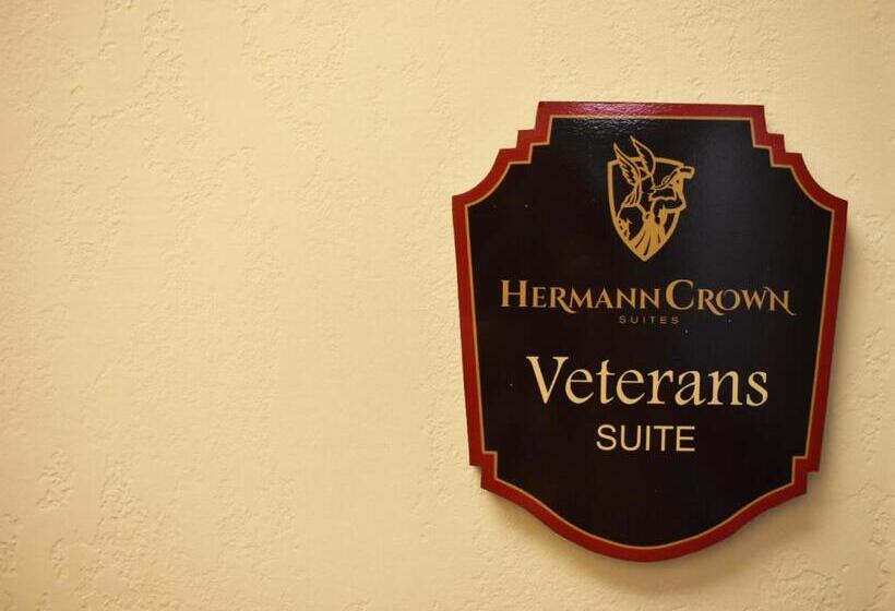 Люкс, Hermann Crown Suites