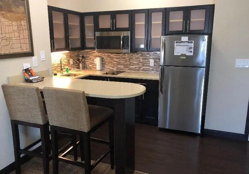 Sviitti 2 Makuuhuonetta, Staybridge Suites Lakeland West