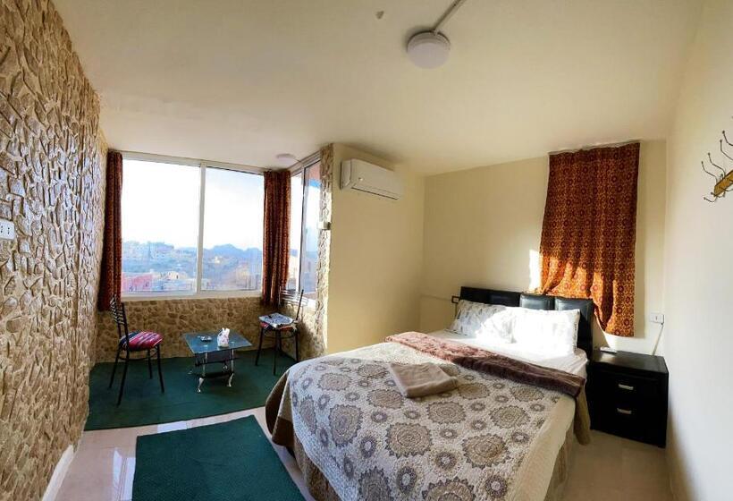 اتاق استاندارد, Orient Gate