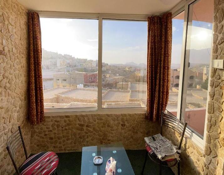 اتاق استاندارد, Orient Gate