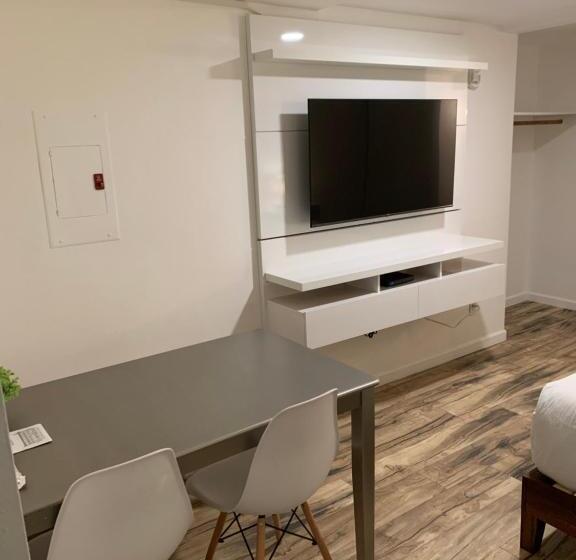 침실 1개 디럭스 아파트, The Brooks Hotel Restaurant And Lounge