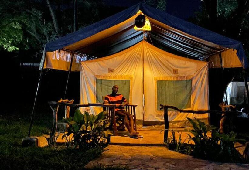 اتاق لوکس, Kara Tunga Safari Camp