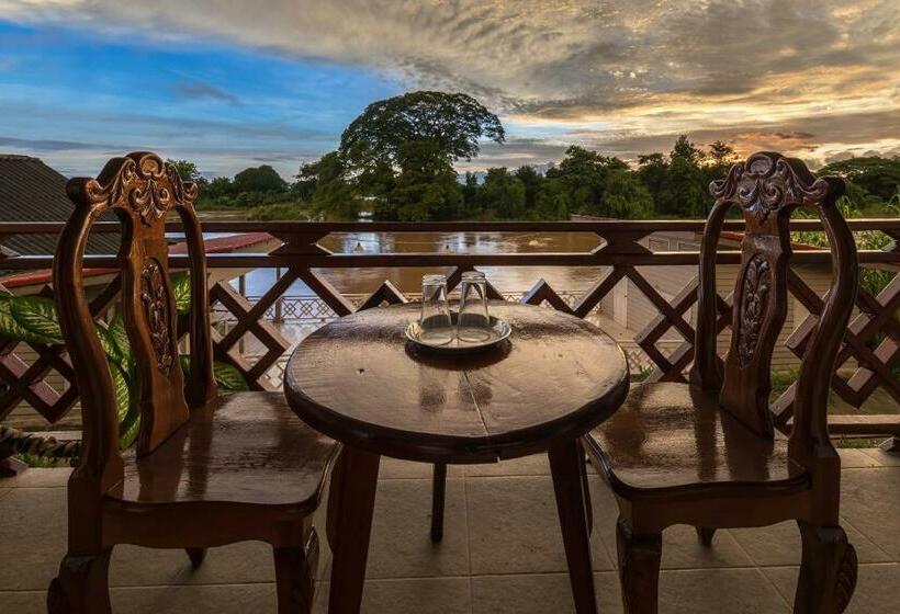 Номер Стандарт с Балконом, Baba Guesthouse