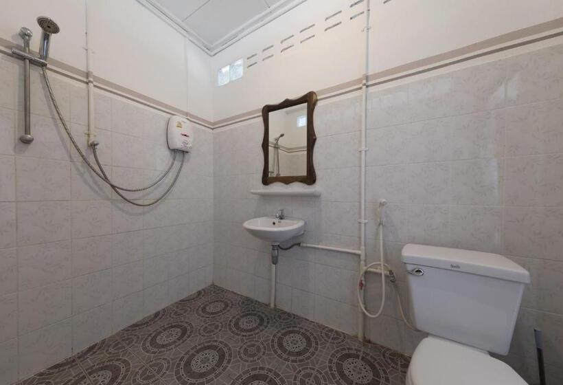 Номер Стандарт с Балконом, Baba Guesthouse