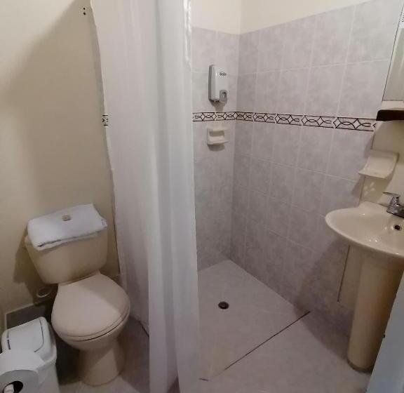 اتاق استاندارد با بالکن, Balcones Del Parque Jardin